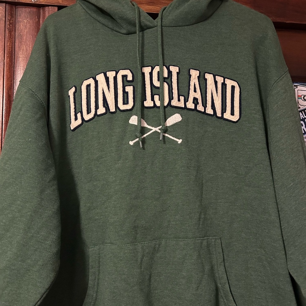Womens green Long Island sweatshirt